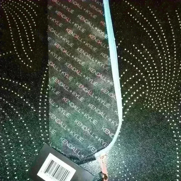 KENDALL + KYLIE Multi-Color Logo Multi-Use Pouch Makeup Bag NWT - Picture 2 of 5